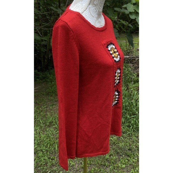 Skye's The Limit Women's Sz M  Red Pullover sweater Tunic granny squares accent - Picture 13 of 14
